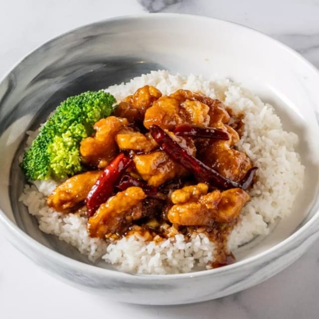 General Tao's Chicken - Lunch.