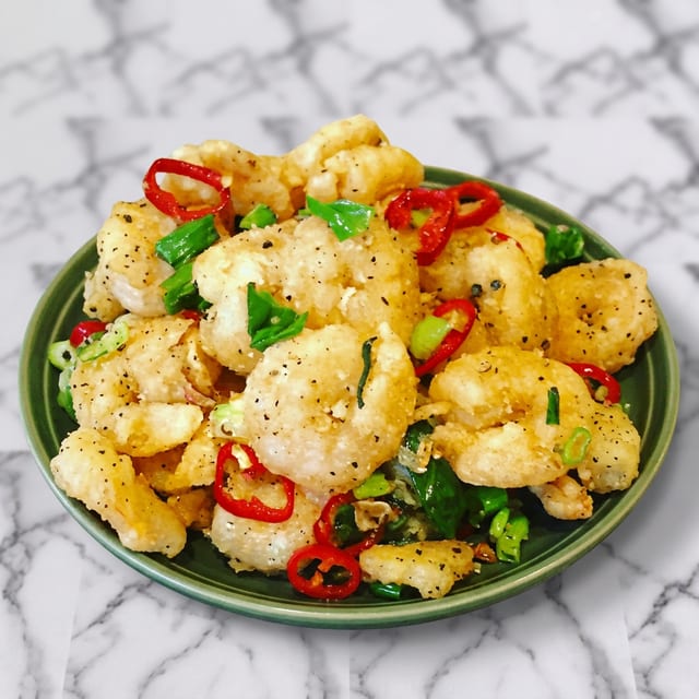 Salt and Pepper Shrimp / 椒盐大虾.